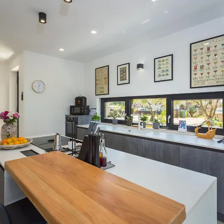 Altalune By Interhome