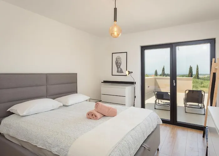 Altalune By Interhome *