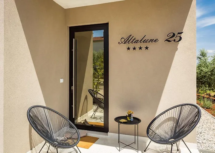 Altalune By Interhome