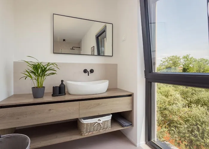 Altalune By Interhome *